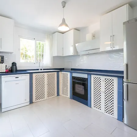 Holiday home Los Chopos - Townhouse In El Castillo *