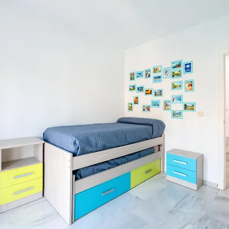 Los Chopos - Townhouse In El Castillo Holiday home Fuengirola